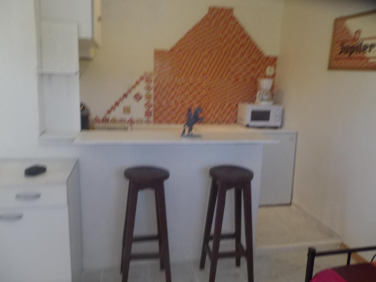 Auberge Des Garrigues Nimes Ngoại thất bức ảnh