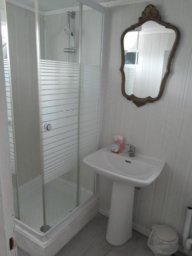 Auberge Des Garrigues Nimes Ngoại thất bức ảnh