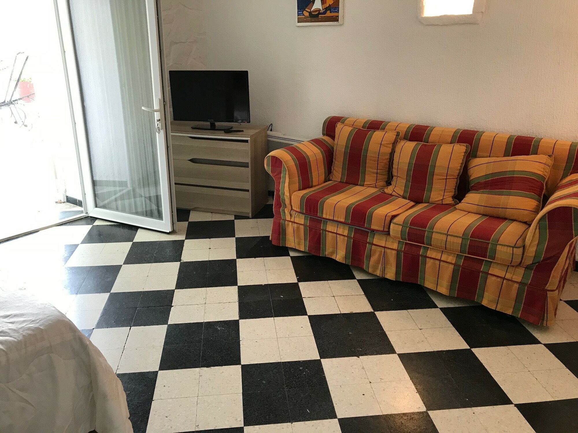 Auberge Des Garrigues Nimes Ngoại thất bức ảnh