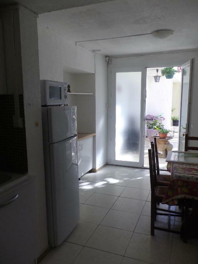 Auberge Des Garrigues Nimes Ngoại thất bức ảnh