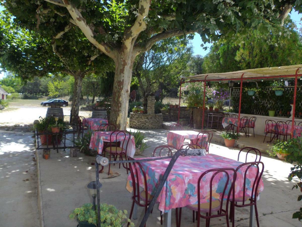 Auberge Des Garrigues Nimes Ngoại thất bức ảnh